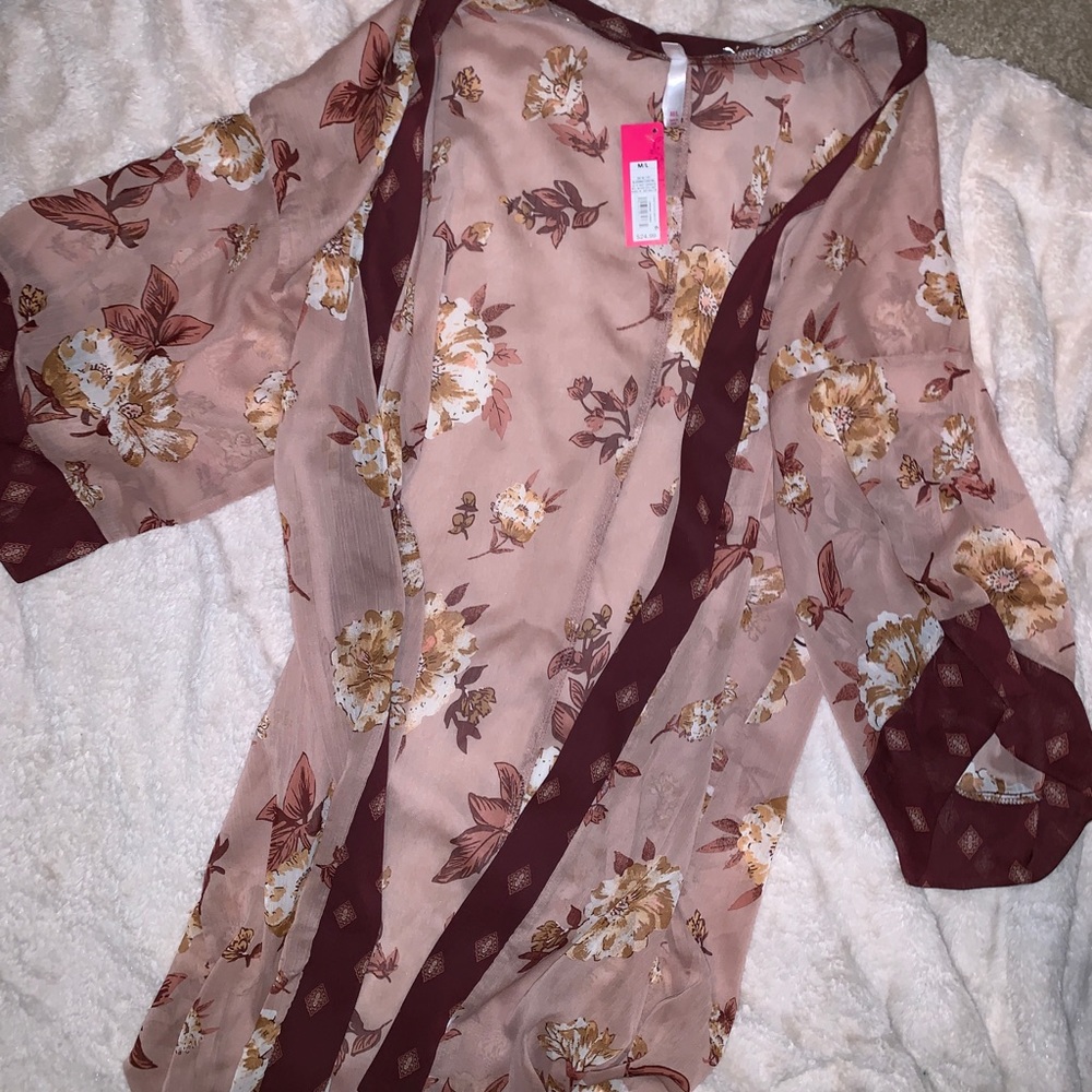 Floral Kimono with tags